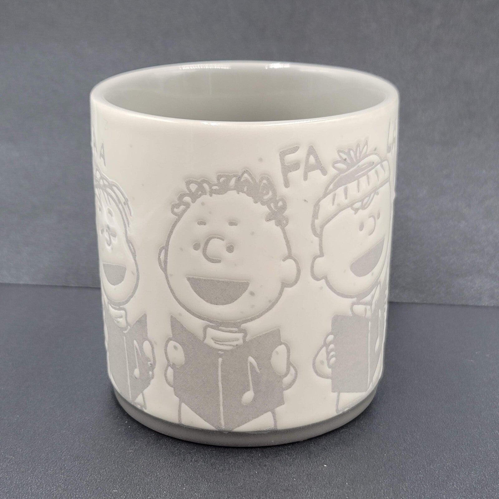 Hallmark Coffee Mug Peanuts Gang Snoopy Christmas Gray Red 16oz