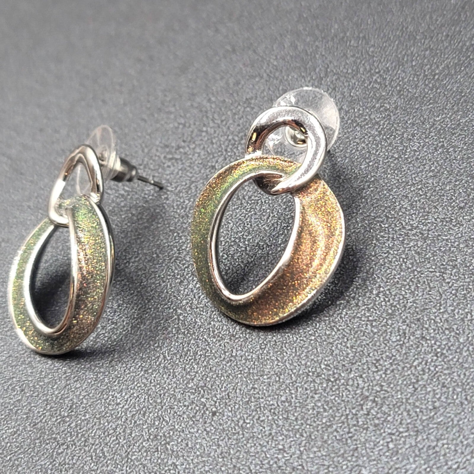 Pierced Earrings Silver tone Iridescent Glitter Interlocking Rings Drop 1 1/8"