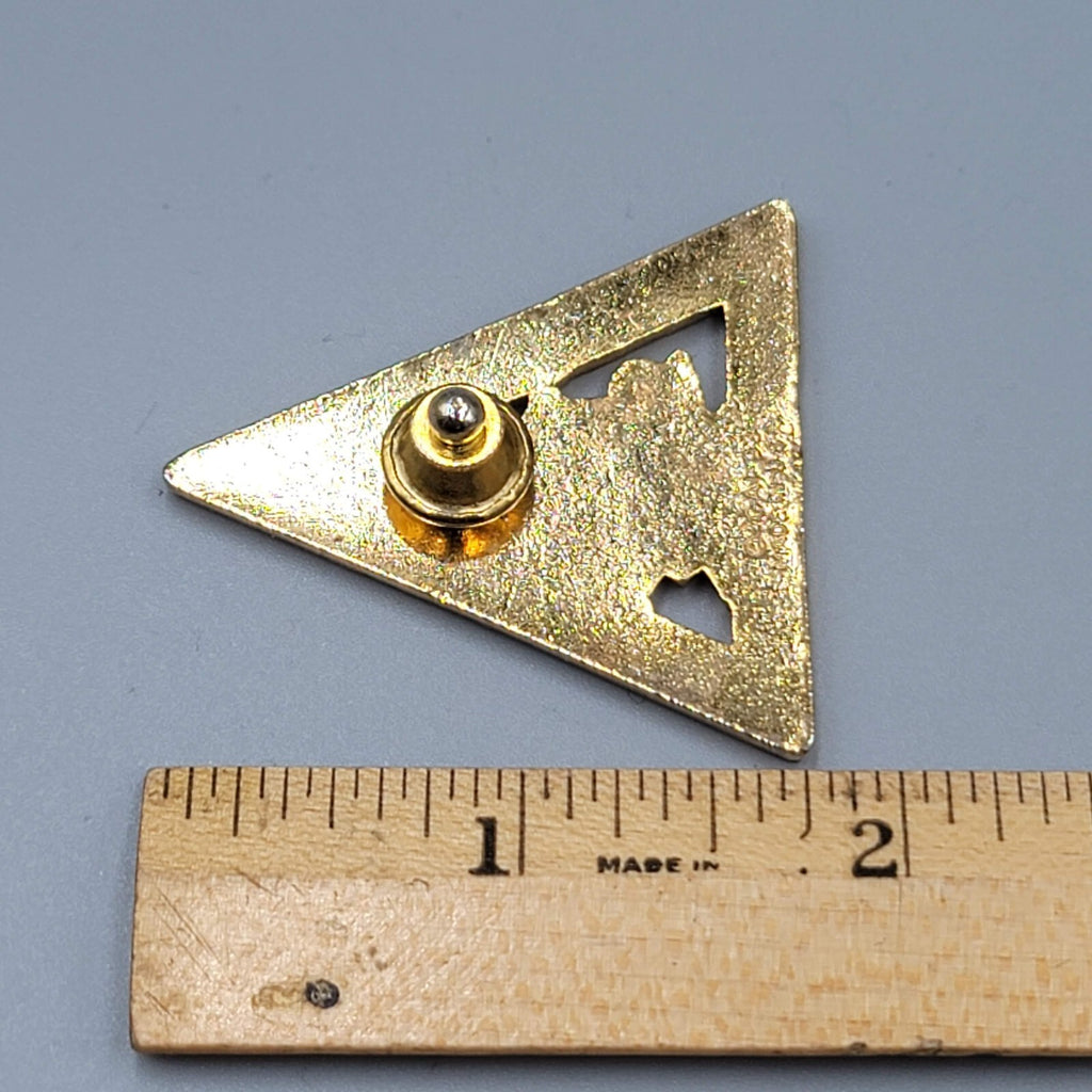 Fur Rendezvous 1994 Enamel Lapel Pin Anchorage Alaska 1.75"