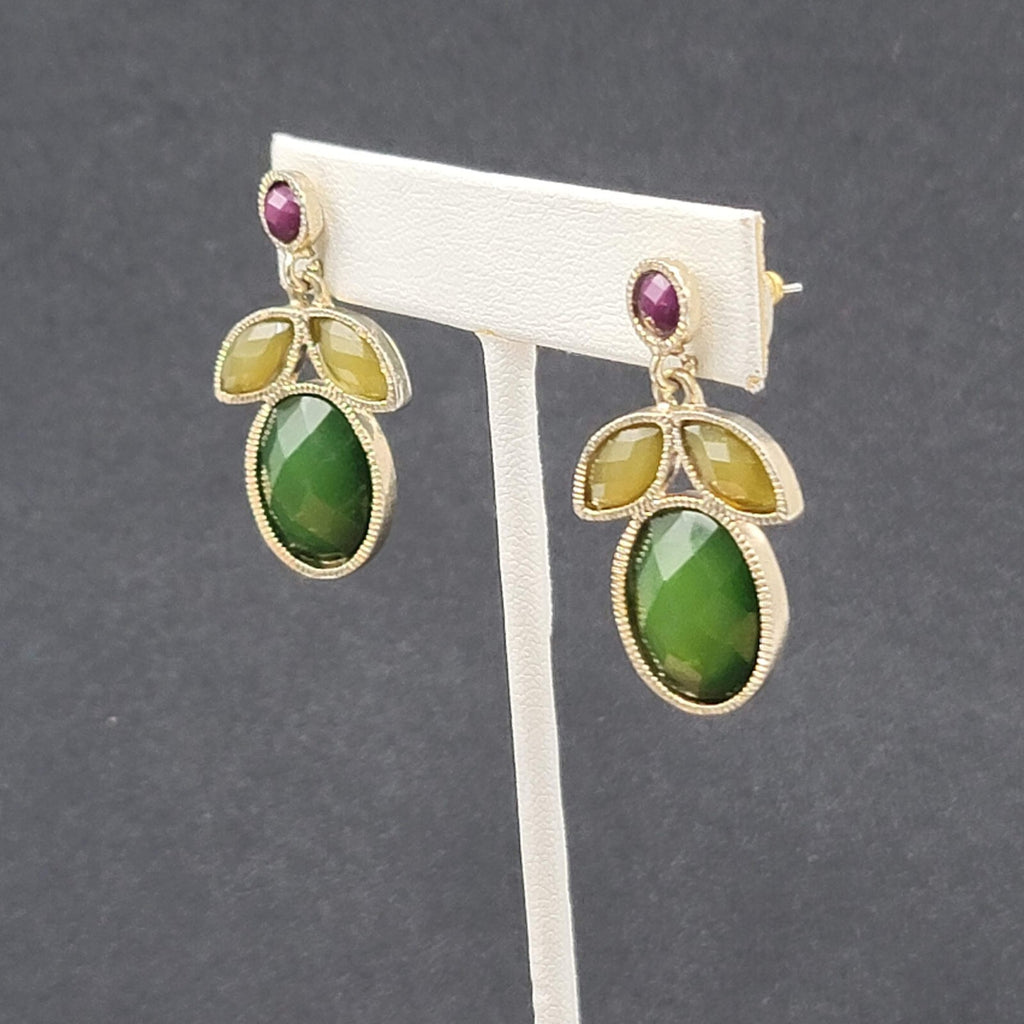 Pierced Earrings Gold tone Faceted Multicolor Dangle Green Red Yellow 1.5"