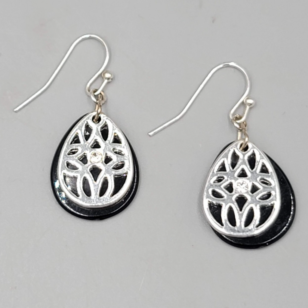 Black Teardrop Over Filigree Pierced Earrings Silver tone Dangle   3/4"