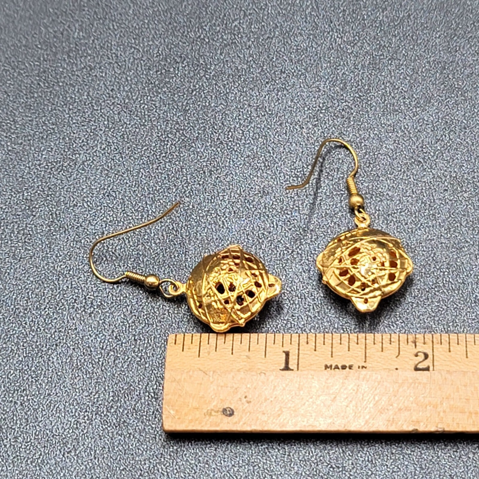 Vintage Pierced Earrings Gold Plated Globe Artistic Dangle 7/8"