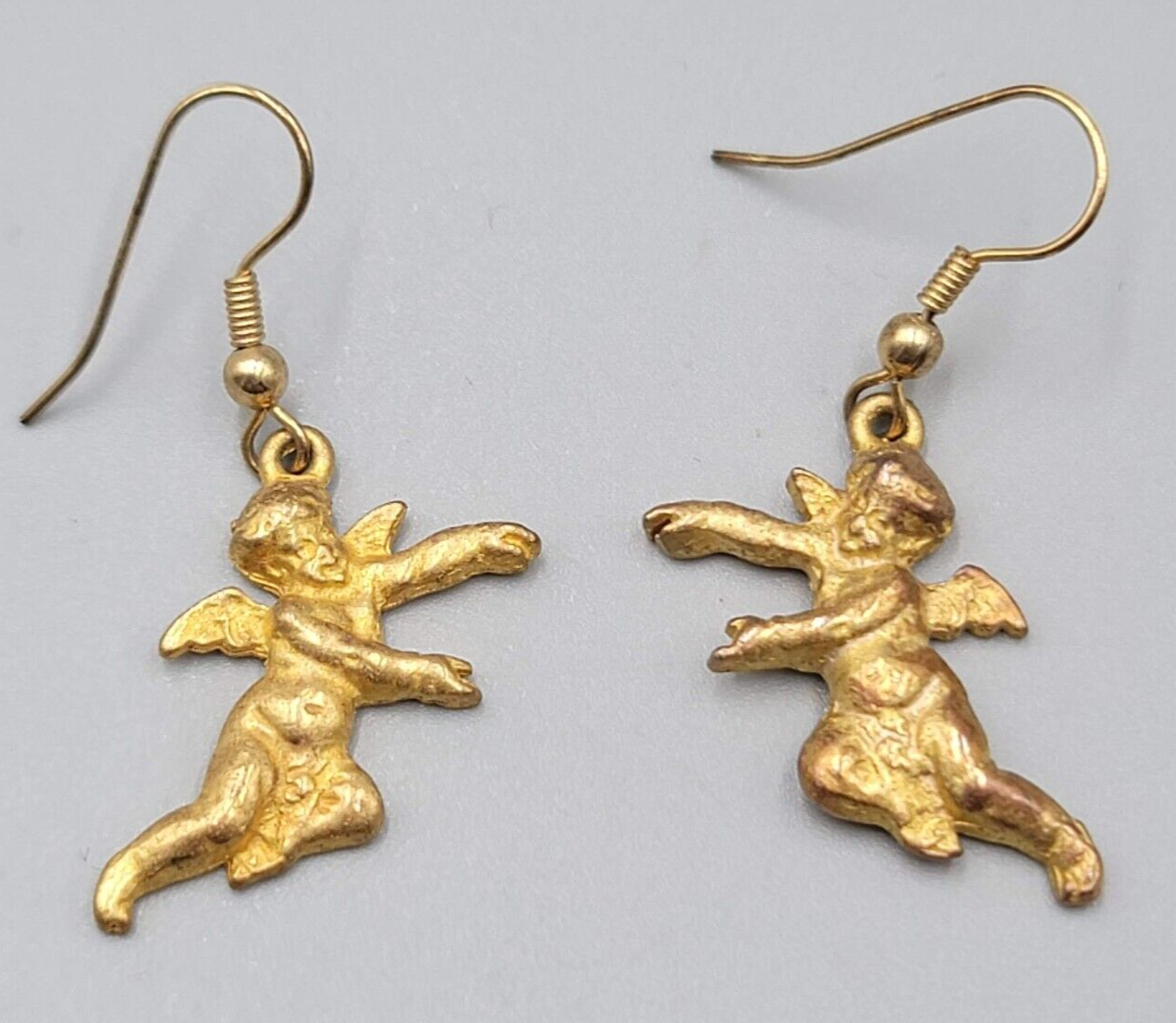 Vintage Cupid Cherub Angel Pierced Earrings Gold tone Dangle 1"