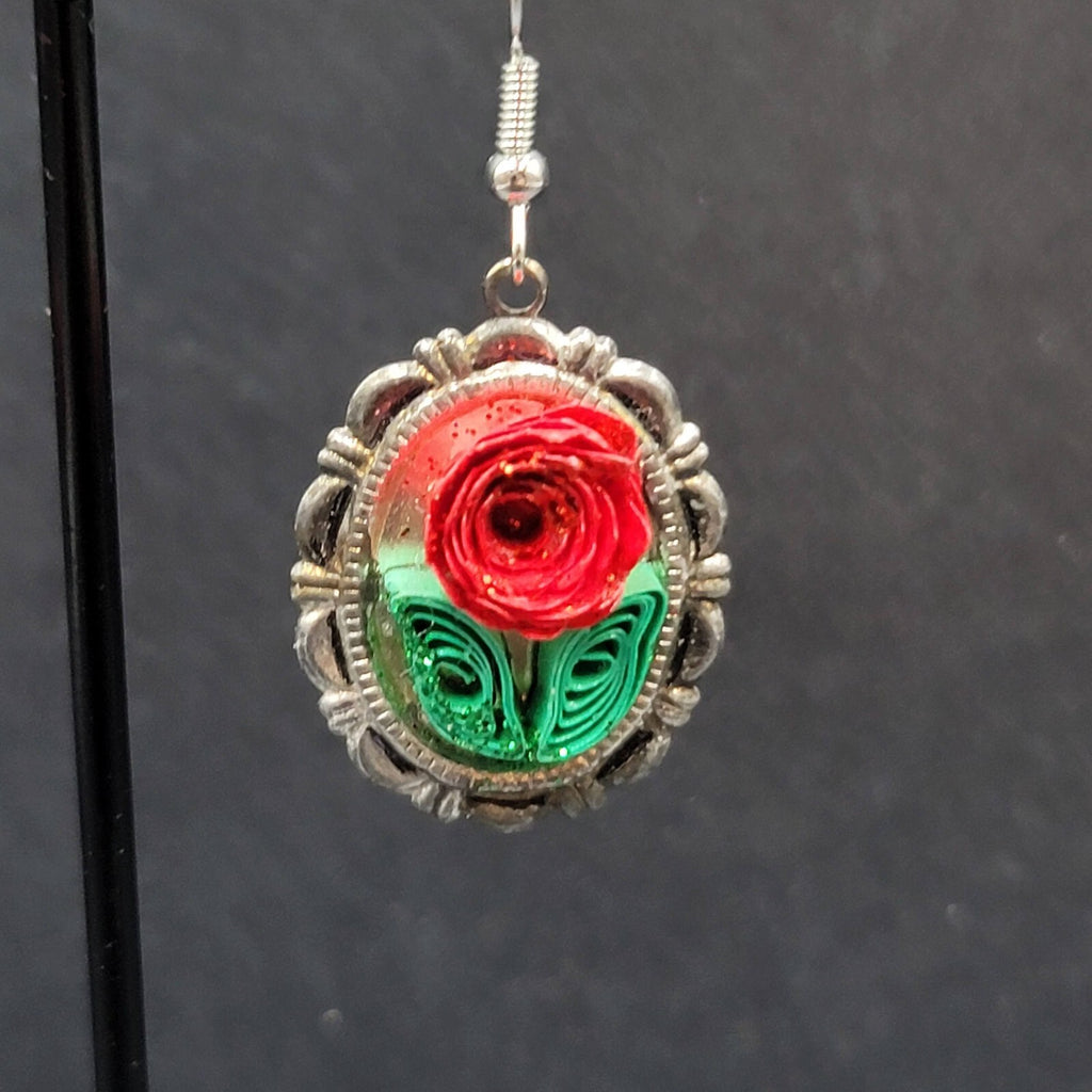 Pierced Earrings Paper Quilling Rose Flower Silver tone Dangle 1"
