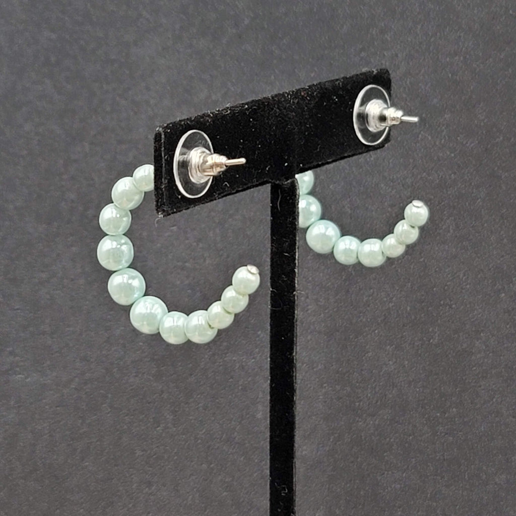 Vintage Pierced Earrings Baby Blue Graduated Beaded Hoops 1"