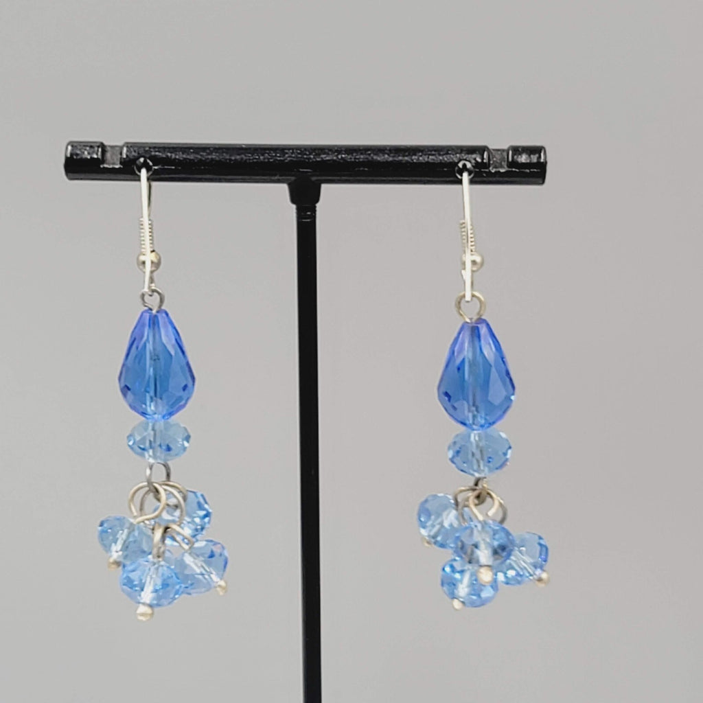 Blue Faceted Glass Bead Pierced Earrings Cluster Dangle Silver tone 1.5"