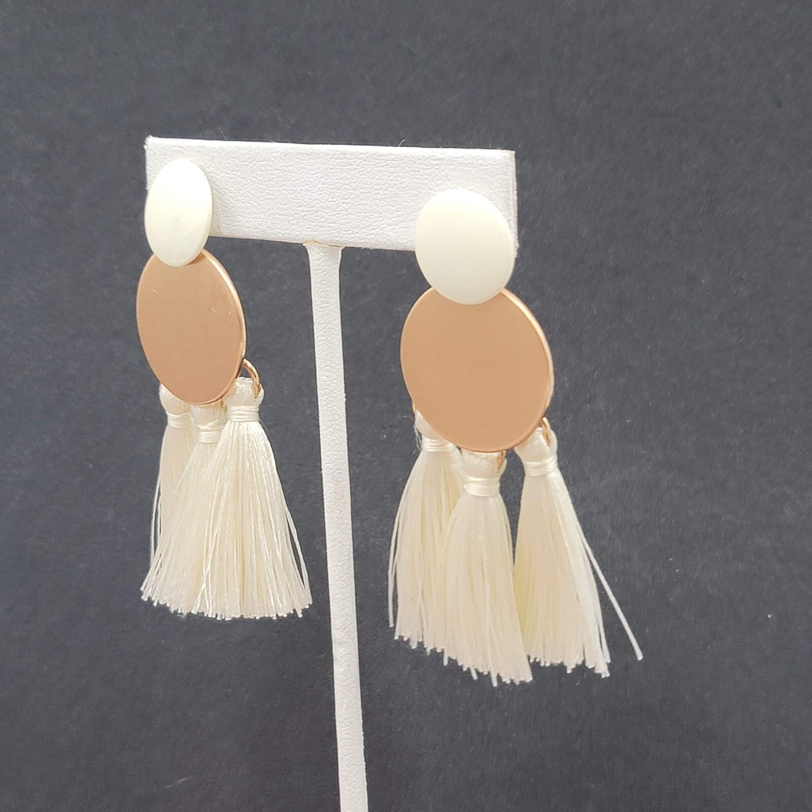 Pierced Earrings Brushed Gold tone White Tassel String Dangle 2.5"