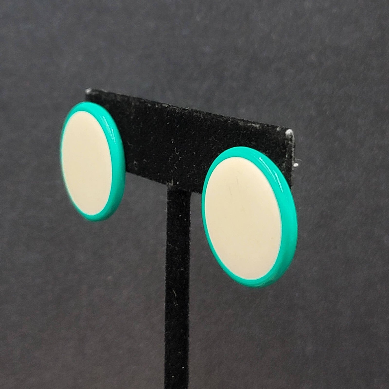 Vintage Pierced Earrings Green White Round Enamel 7/8"