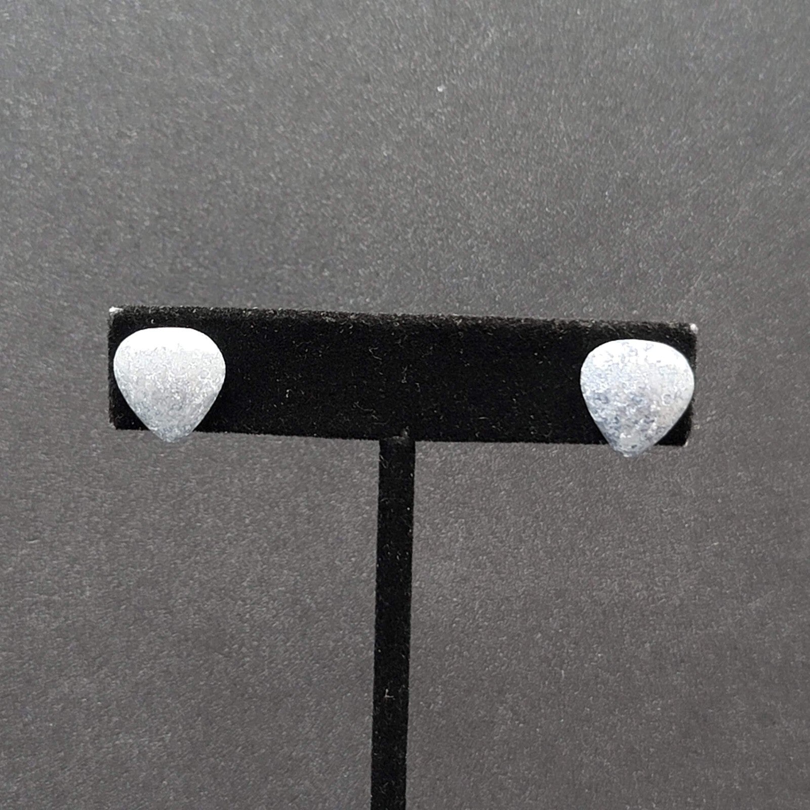 Vintage Pierced Earrings Blue Gray Enamel Splatter Heart Studs 1/2"