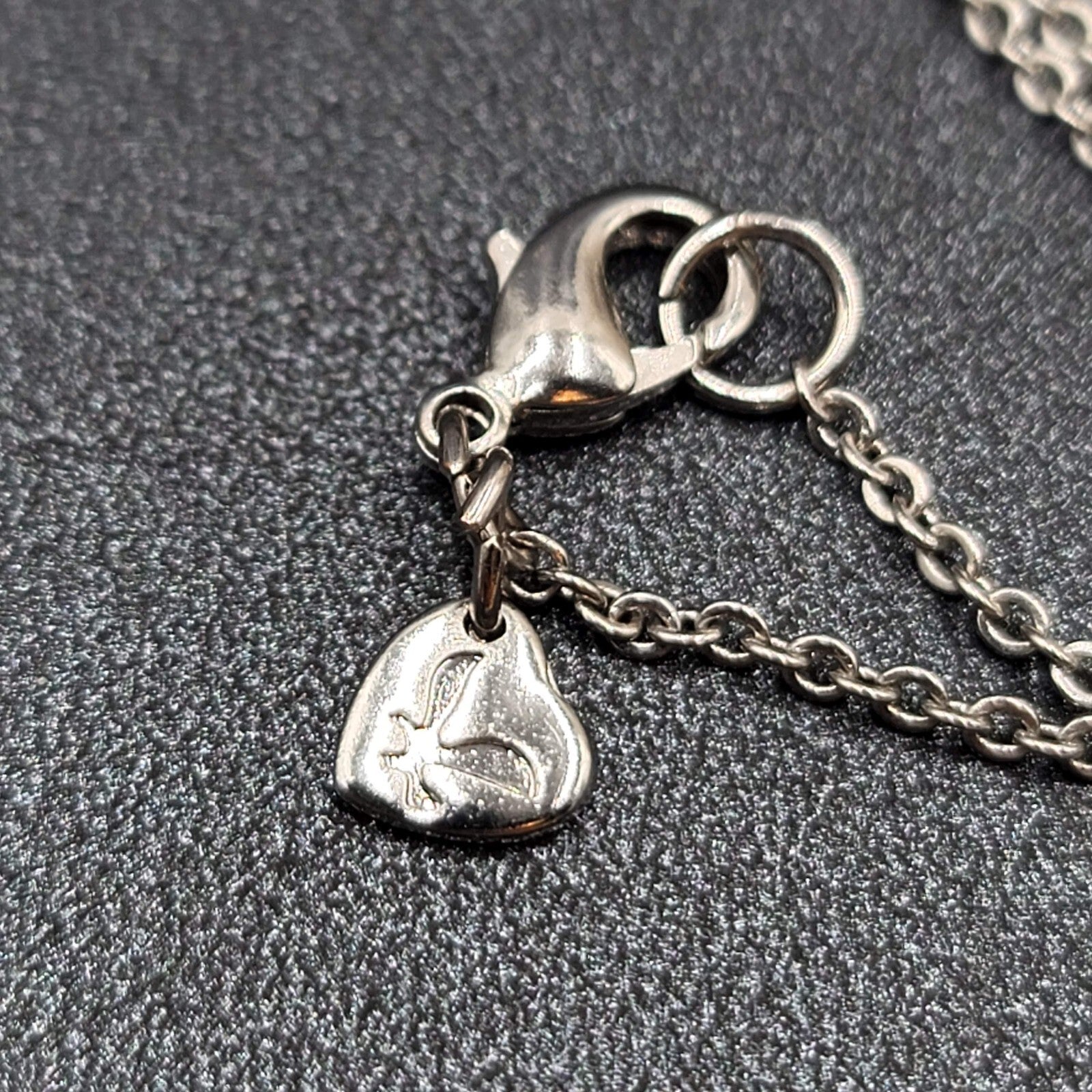 AEO American Eagle Outfitters Necklace Silvertone Long Chain Crystal Pendant 32"