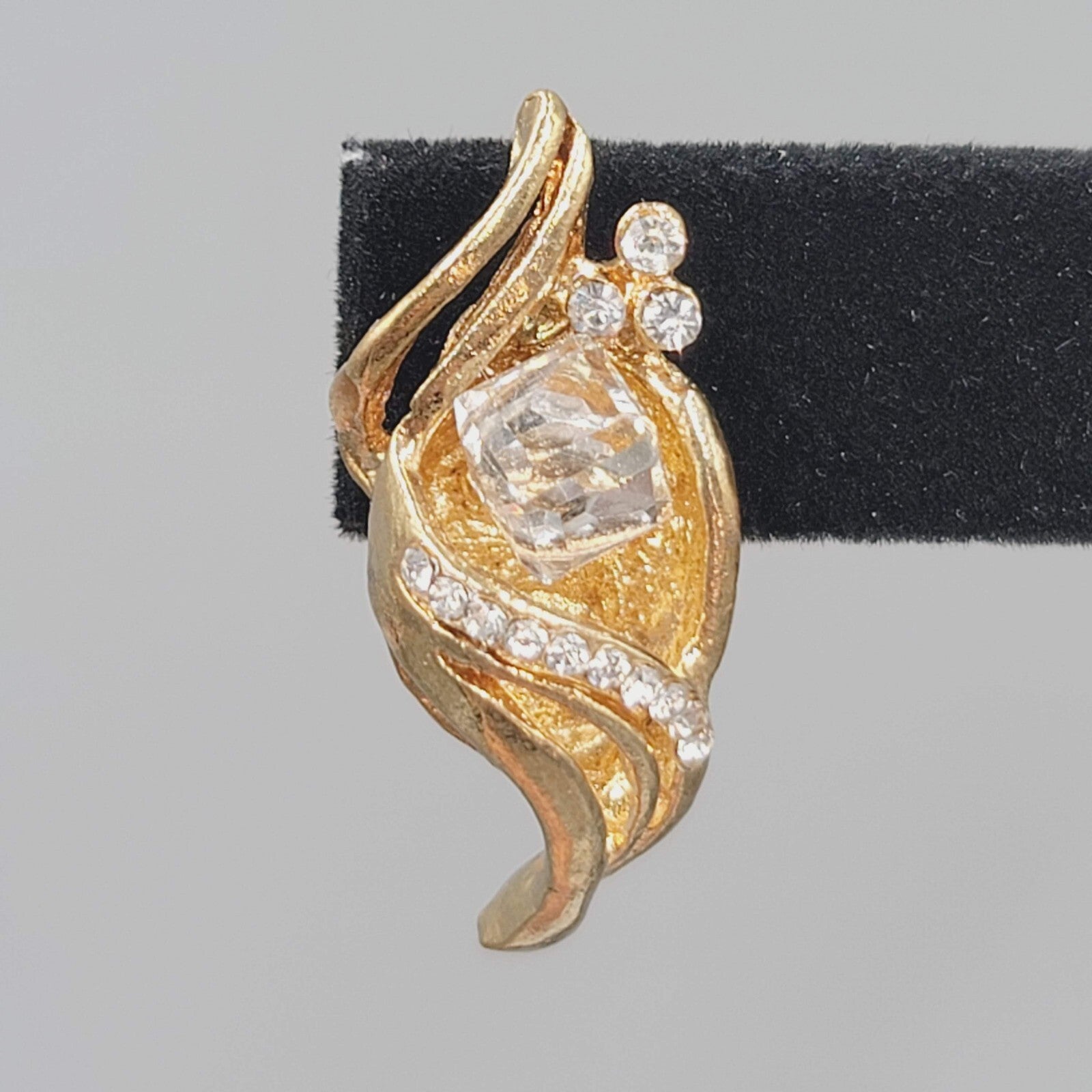 Vintage Statement Drop Pierced Earrings Large Rhinestone Gold Plated 1.25"