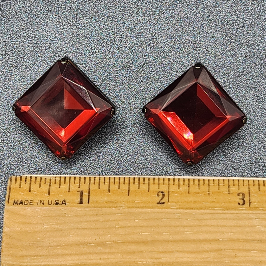 Vintage Clip on Earrings Black Metal Red Acrylic Square Drop 1"