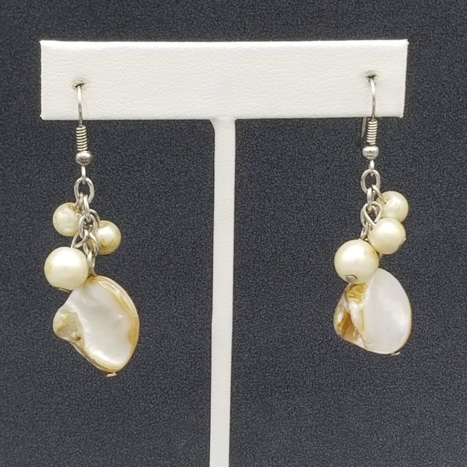 Pierced Earrings Silver tone White Shell Bead Dangle Beach Theme 1.5"