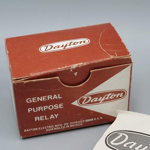 Dayton 5X827A Relay w Socket Original box