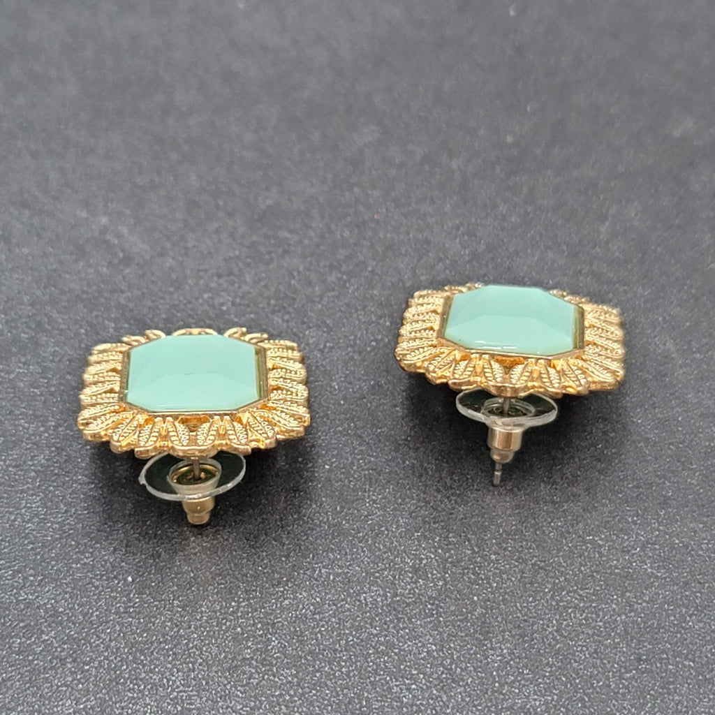 Pierced Earrings Gold tone Light Green Acrylic Rectangle Drop 1 1/8"