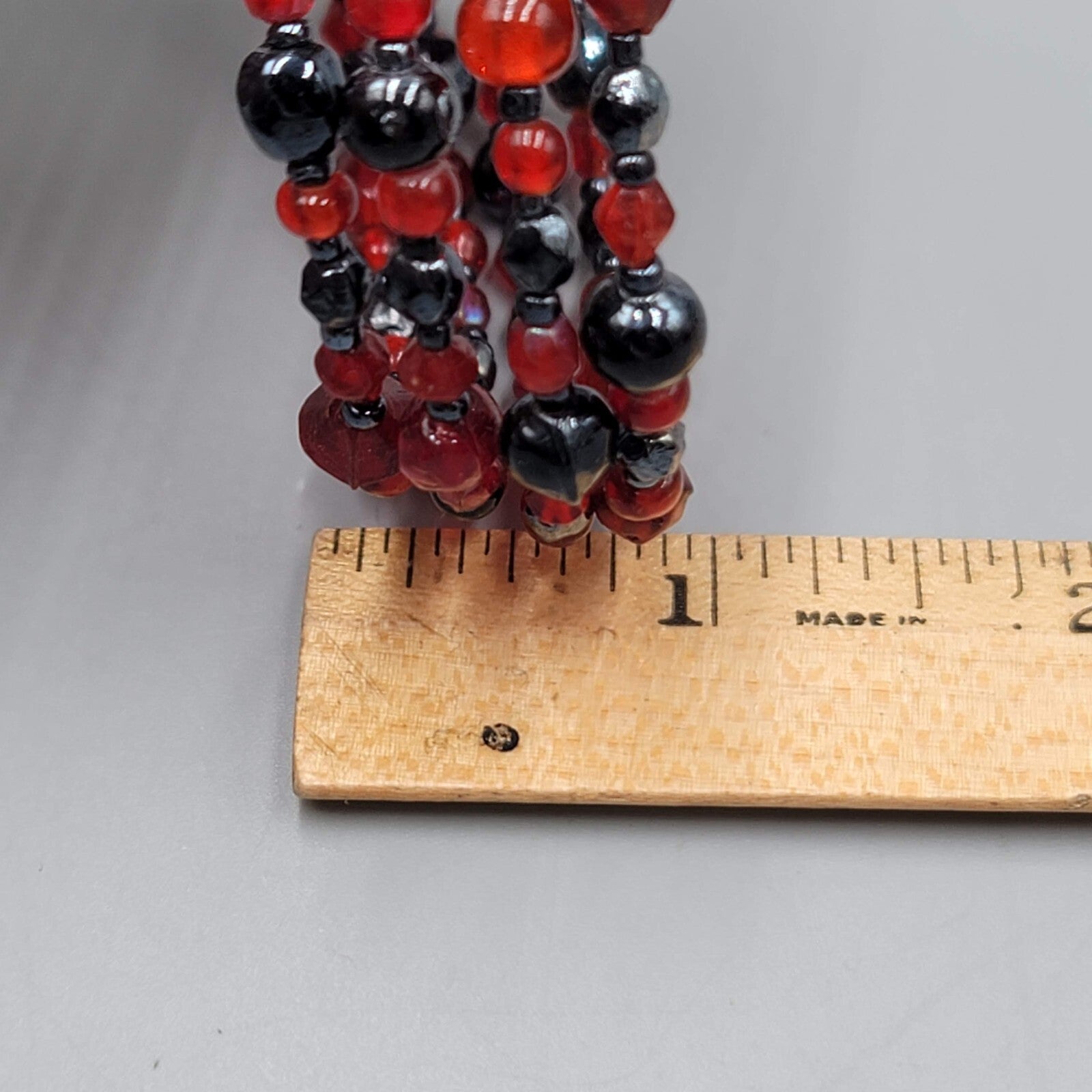 Red Black Glass Bead Bracelet Memory Wire 