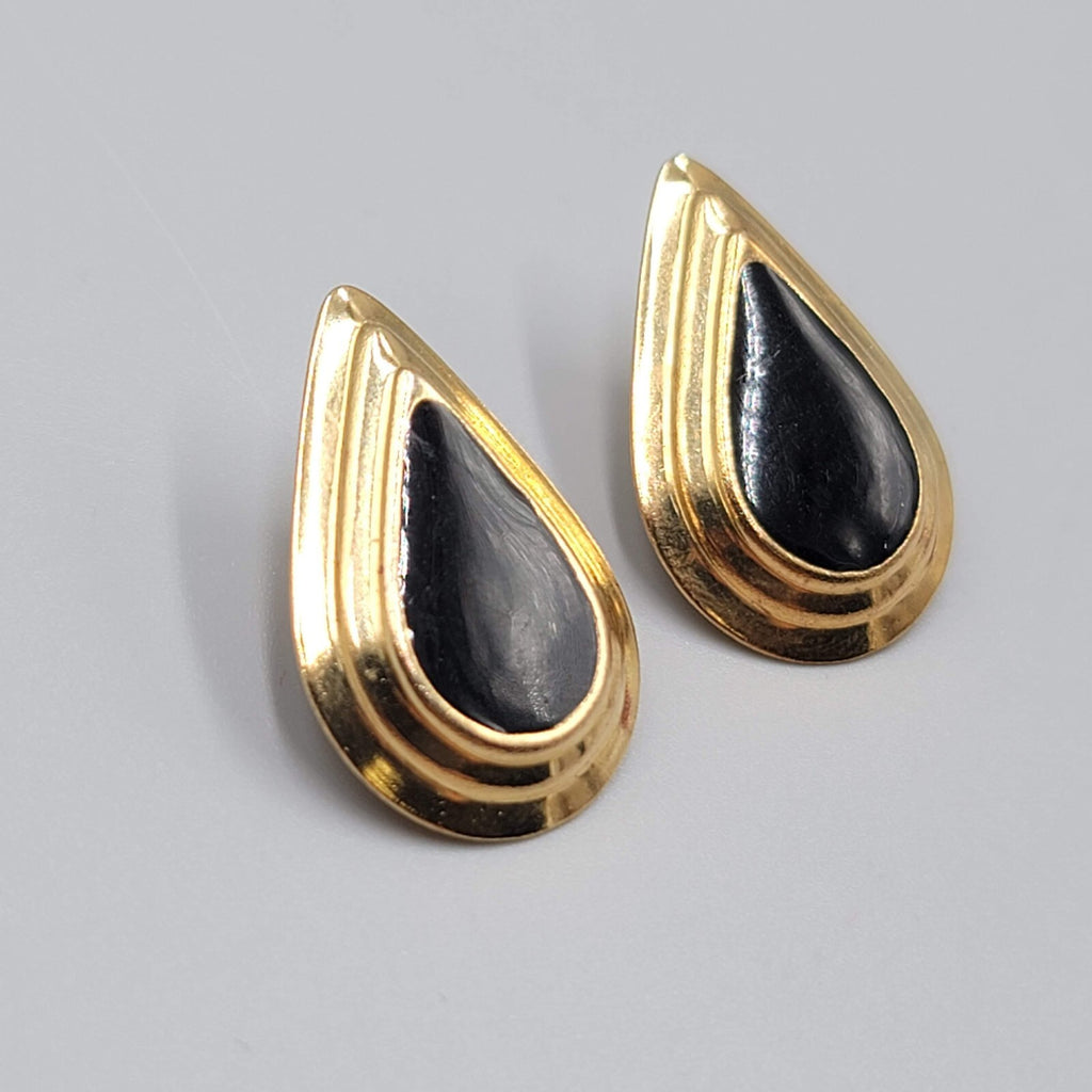 Vintage Pierced Earrings Gold tone Black Enamel Teardrop Lightweight 1"