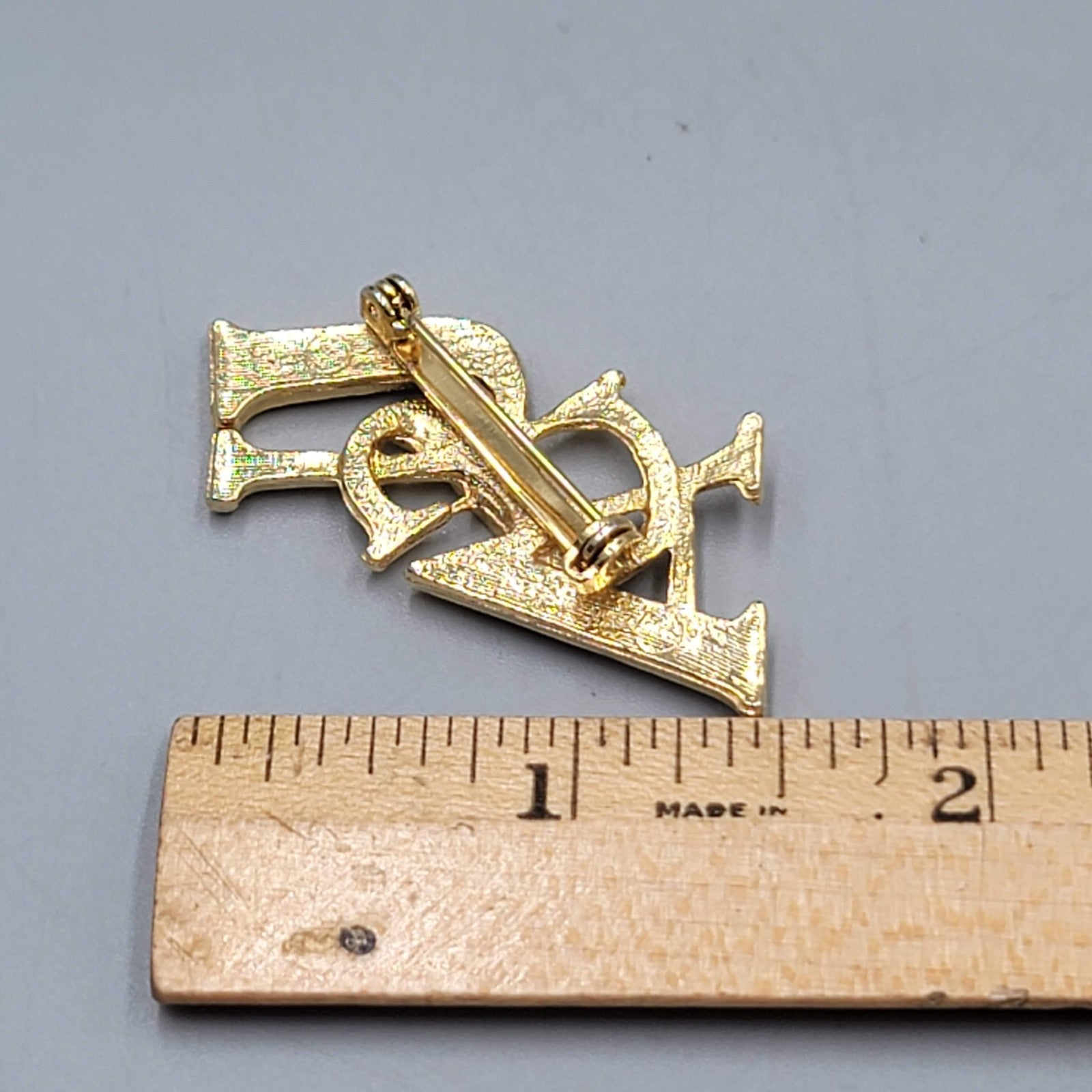 Vintage USA Rhinestone Brooch Gold tone Patriotic 1.25"