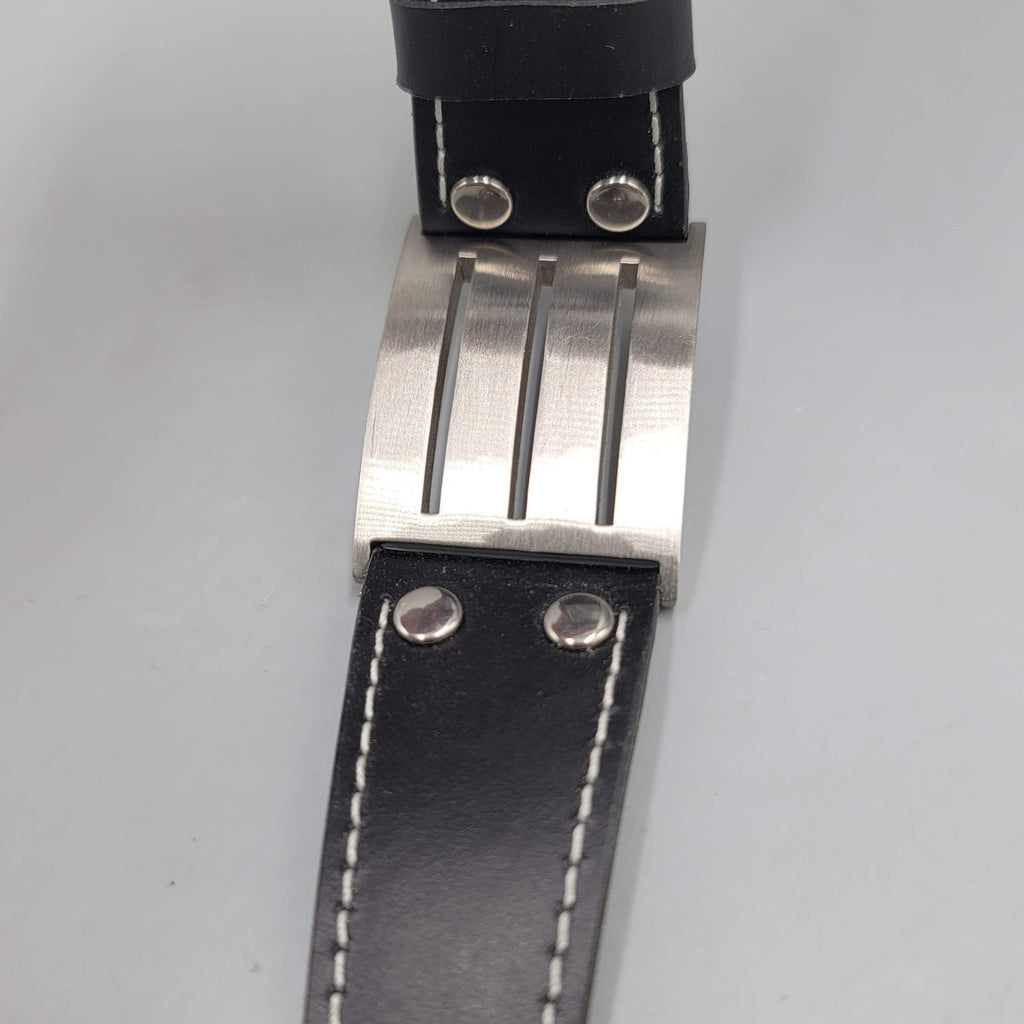 Mens Chisel Stainless Steel Black Leather Bracelet