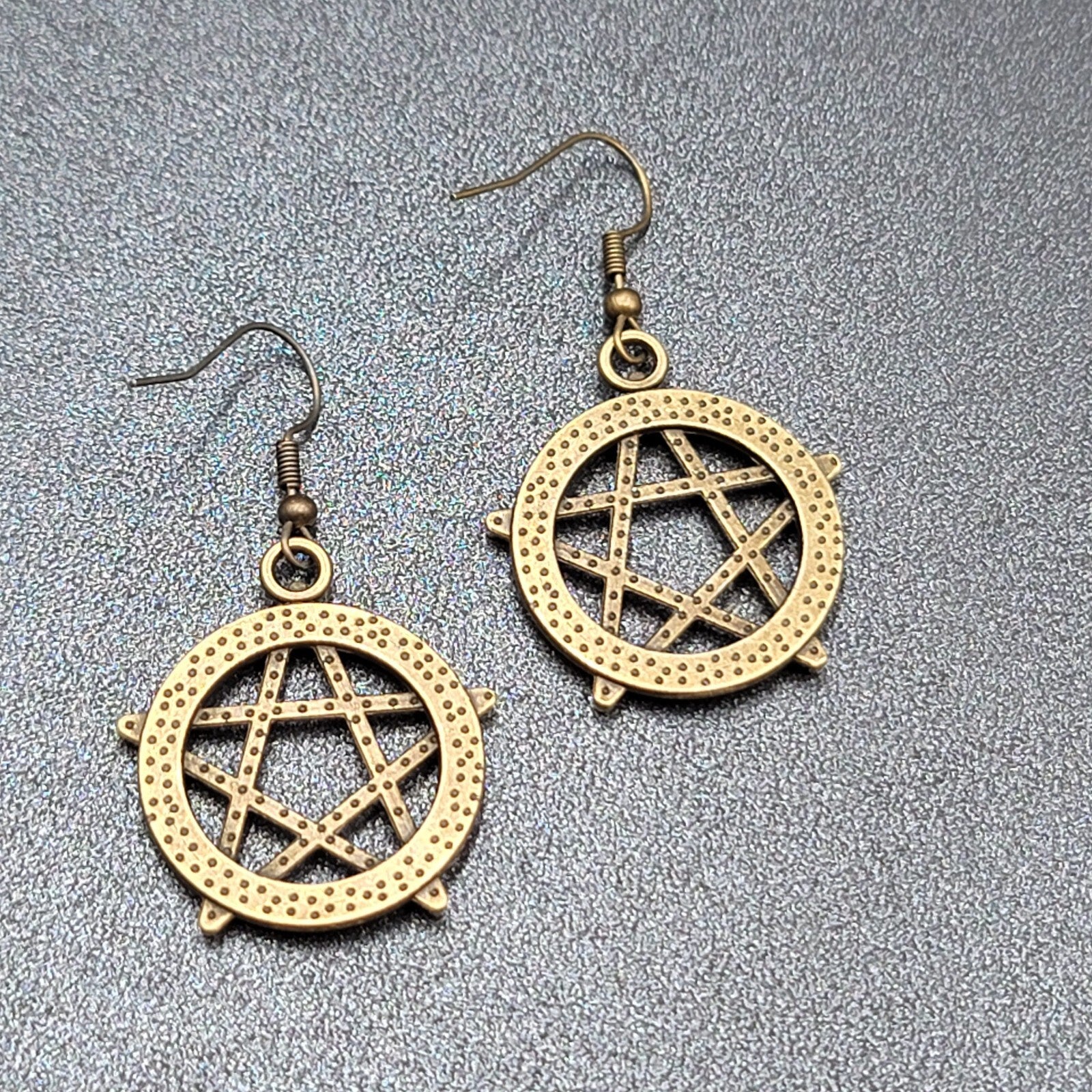 Pentacle Pierced Earrings Bronze tone Pentagram Witch Dangle 1 1/8"