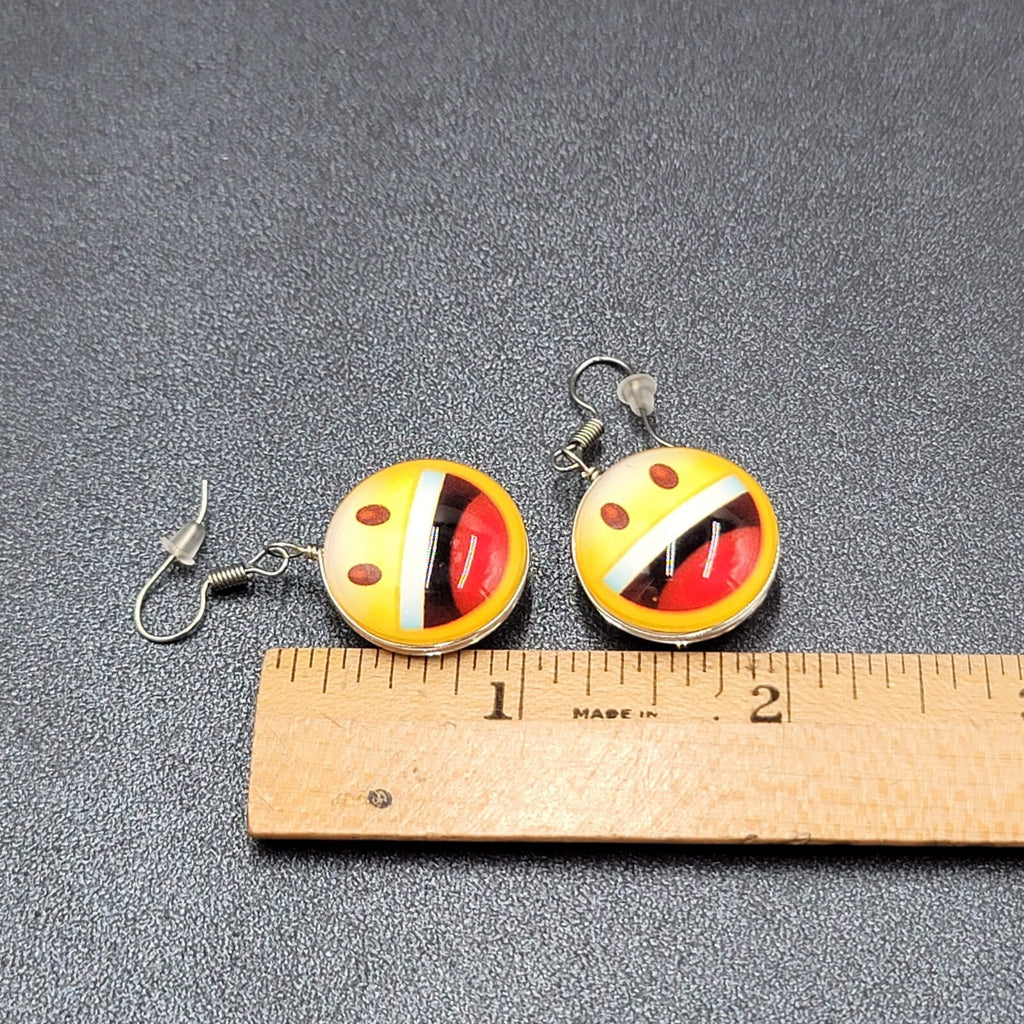 Pierced Earrings Glass Happy Face Emoji Dangle 1"