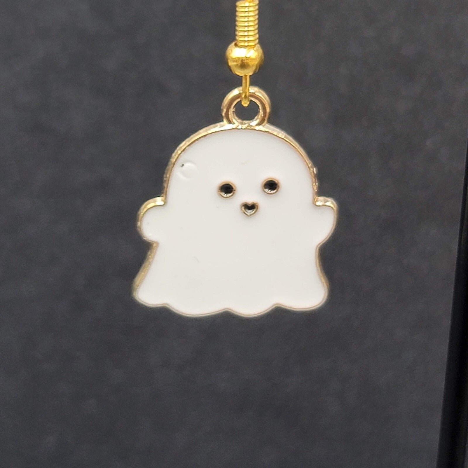 Ghost Halloween Pierced Earrings White Enamel Gold tone Enamel Dangle 3/4"