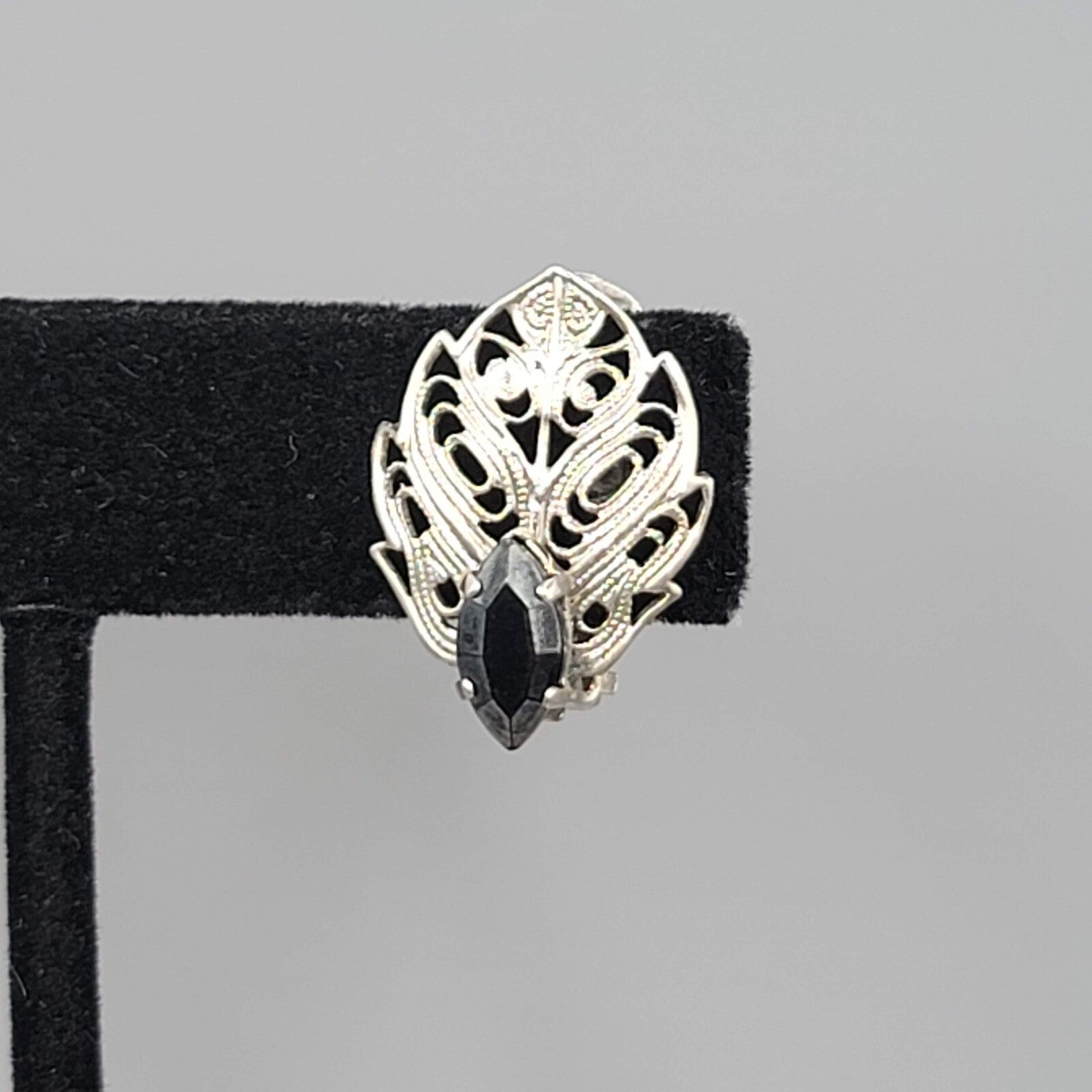 Vintage Filigree Black Rhinestone Clip on Earrings Silver tone 3/4"