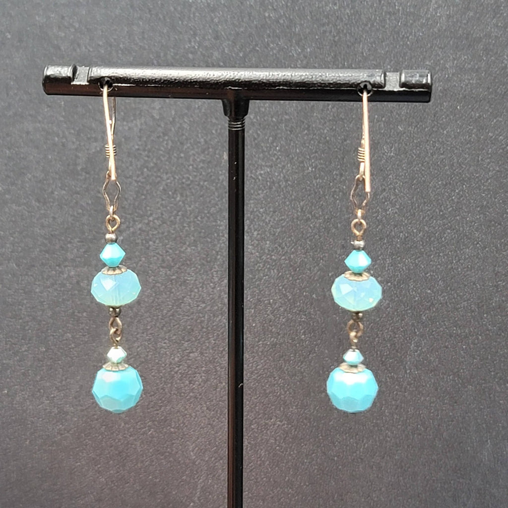 Pierced Earrings Silver tone Blue Faceted Acrylic Beads Dangle 1 5/8"