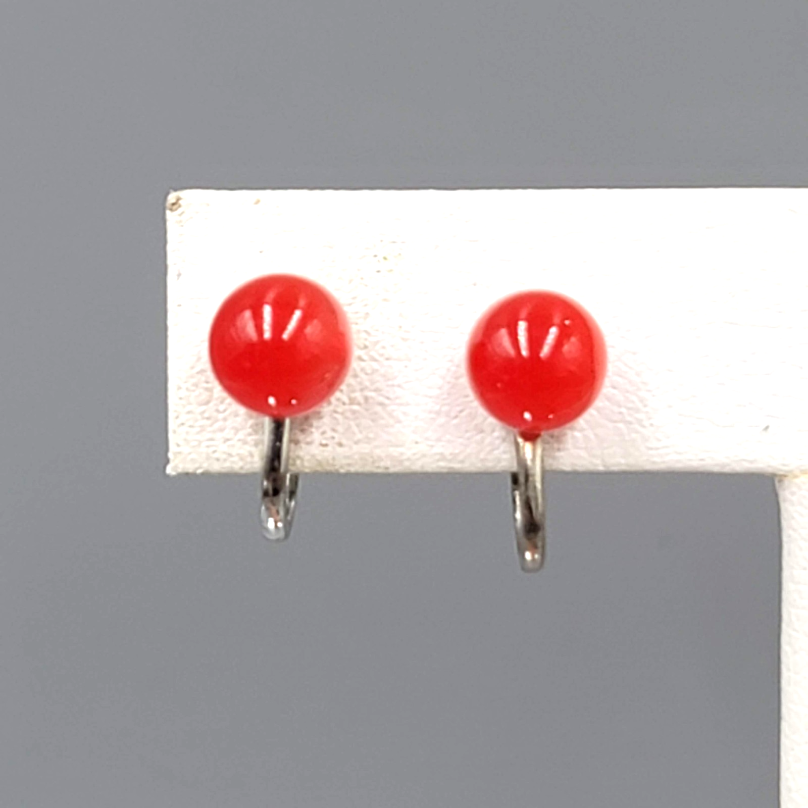 Vintage Red Moon Glow Stud Clip on Earrings Silver tone Screw Back 1/4"