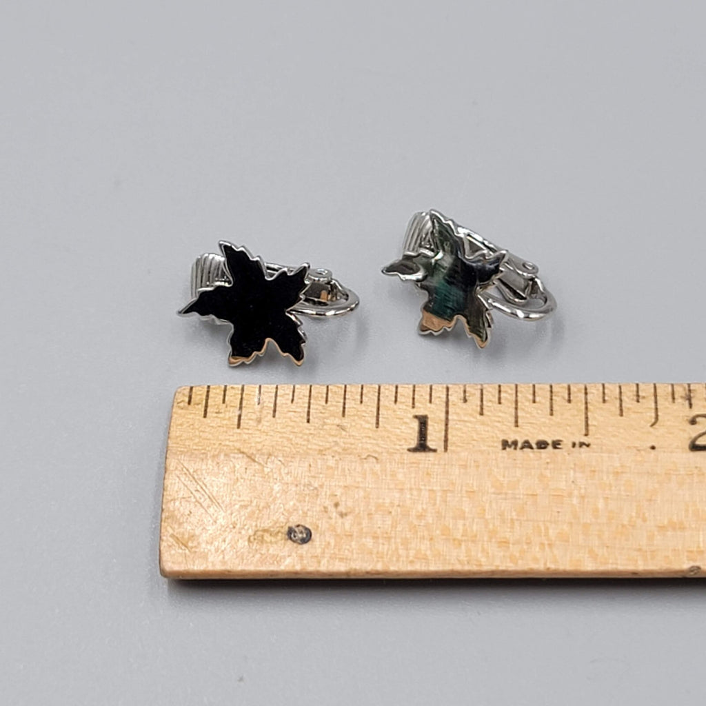 VintageMaple Clip on Earrings Silver tone Studs 1/2"