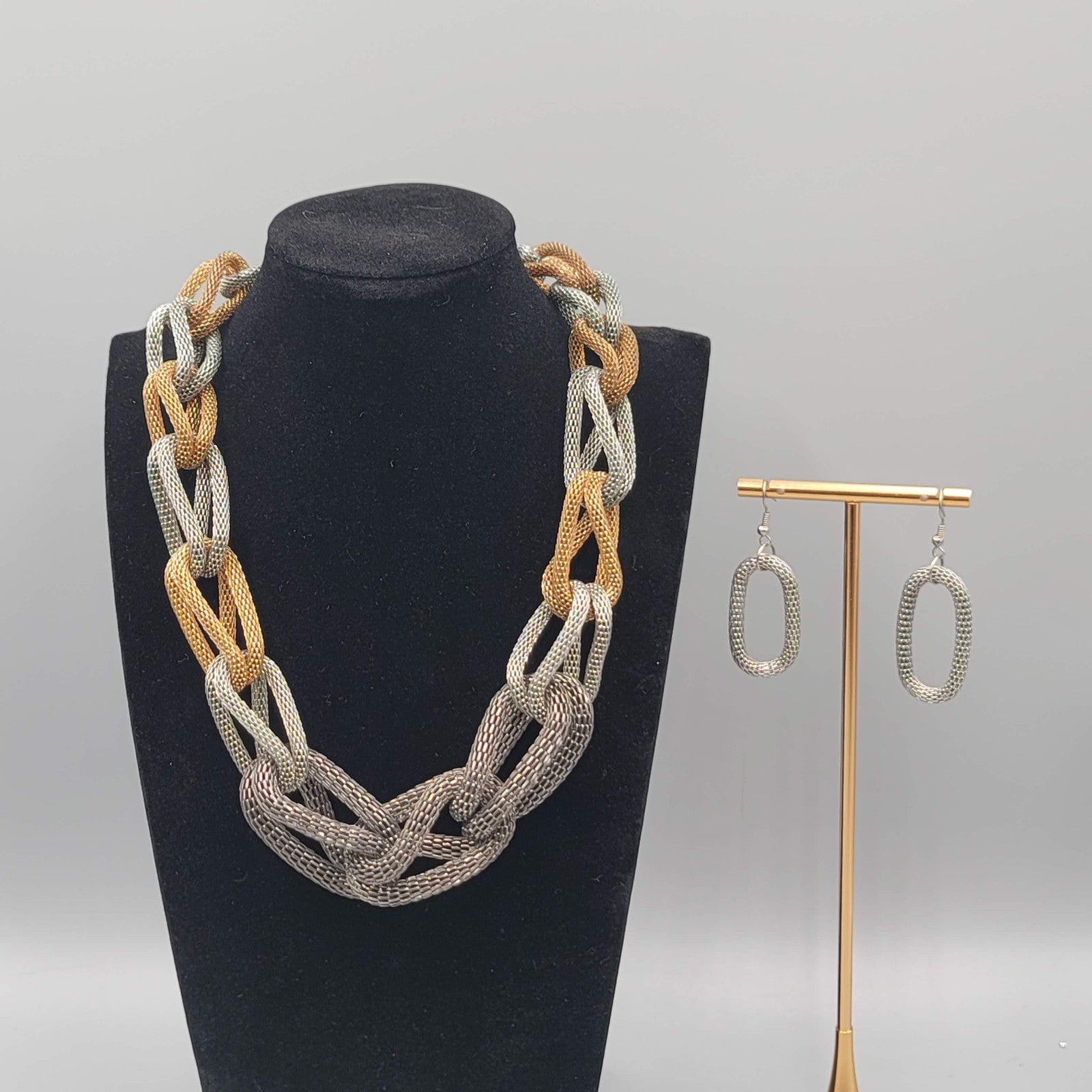 Vintage Mesh Loop Statement Necklace Earrings Set Gold and Silver tones 18"