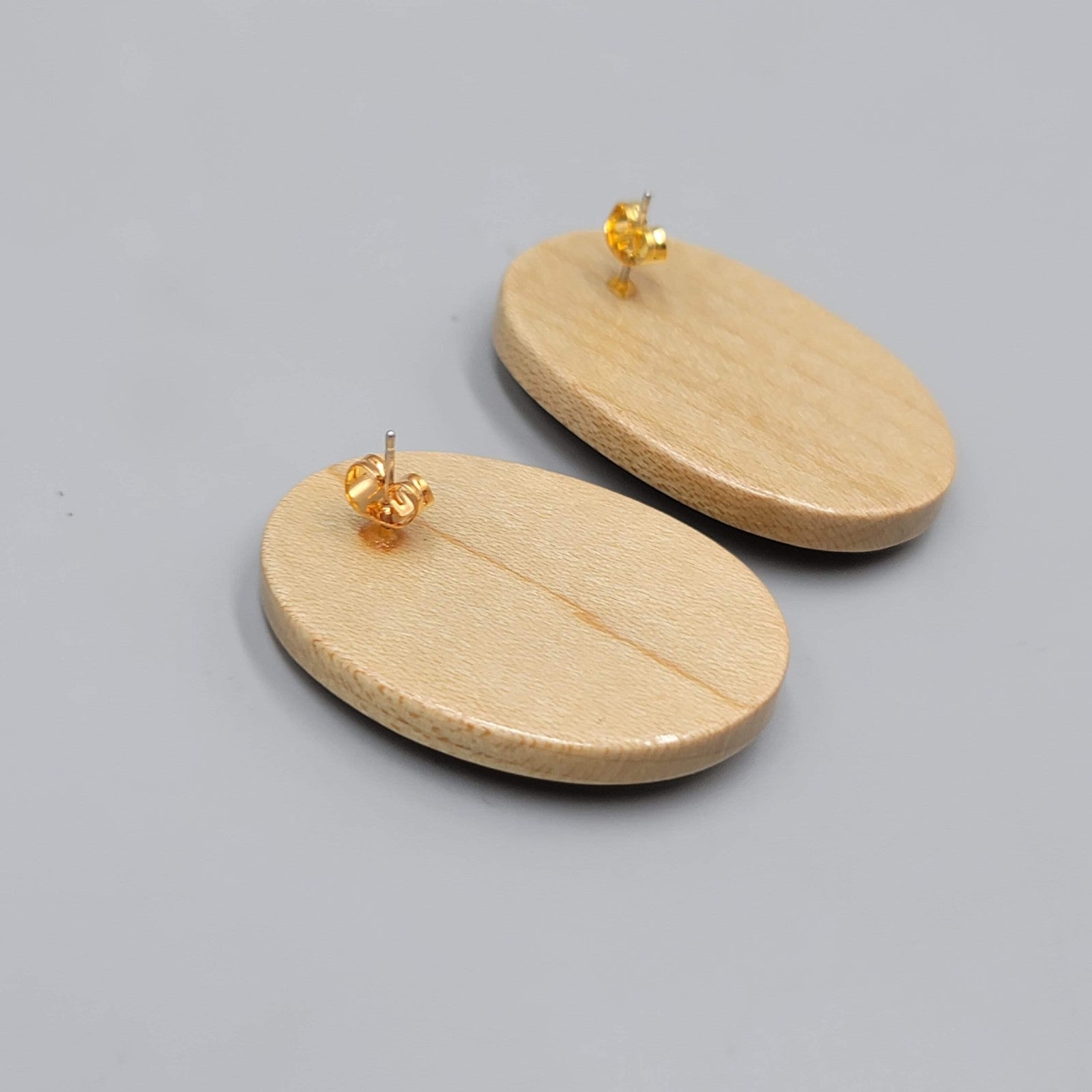 Large Wood Statement Pierced Earrings Oval Drop Gold tone 1.5"