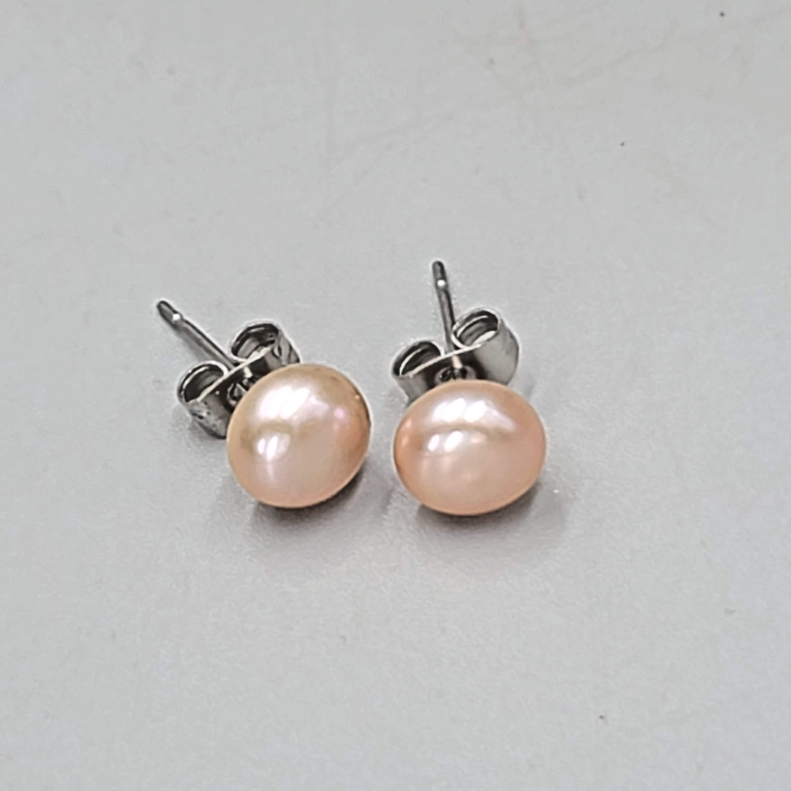 Pink Pearl Studs Pierced Earrings 1/4"