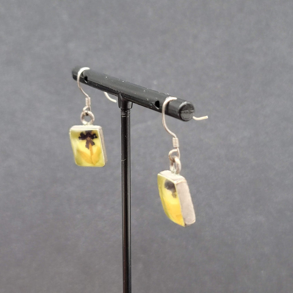 Pierced Earrings Sterling Silver Real Flower in Resin Dangle 5/8"