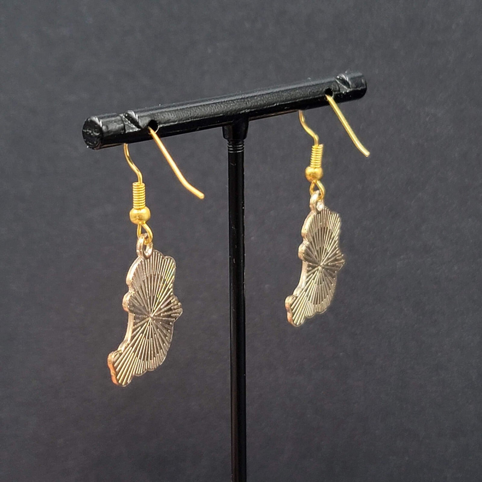 Halloween Witch Ghost Pierced Earrings Gold tone Enamel Dangle New 7/8"