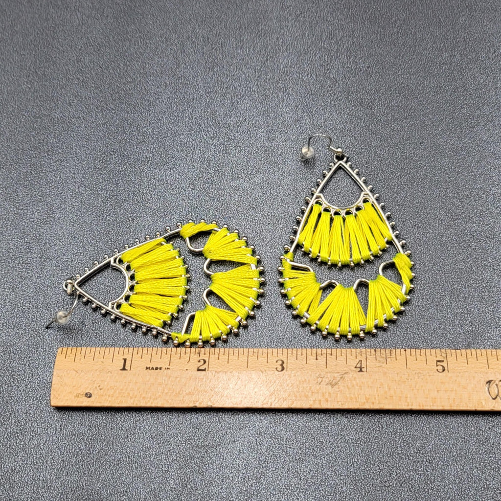 Pierced Earrings Silver tone Teardrop Yellow String Art Dangle 2.5"