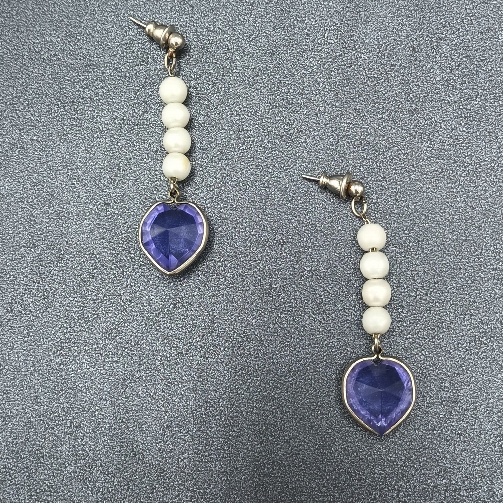 Vintage Pierced Earrings Purple Acrylic Heart Beaded Dangle 2"