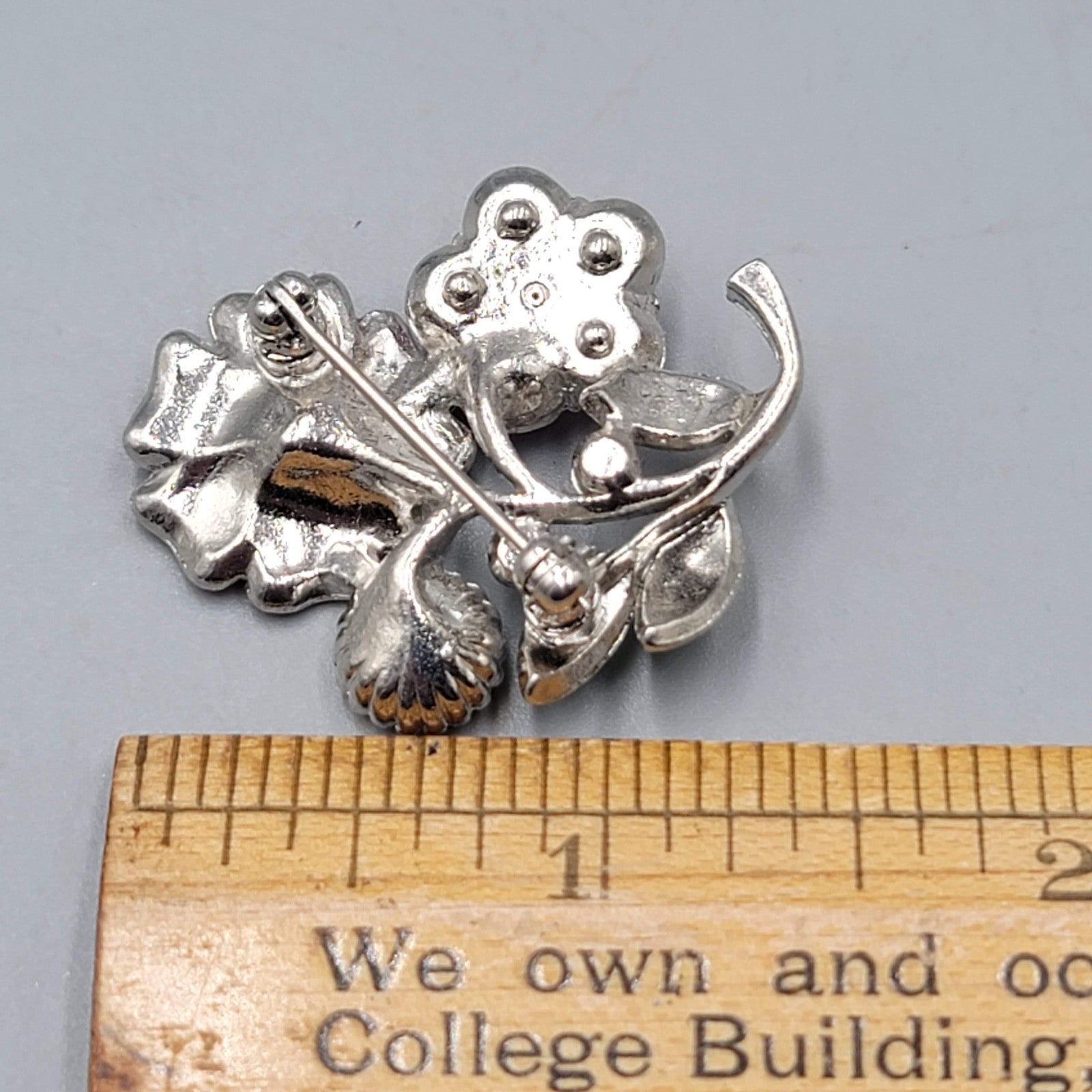 Vintage Enamel Flower Brooch Multicolor Rhinestone Silver tone Pin 1.5 in