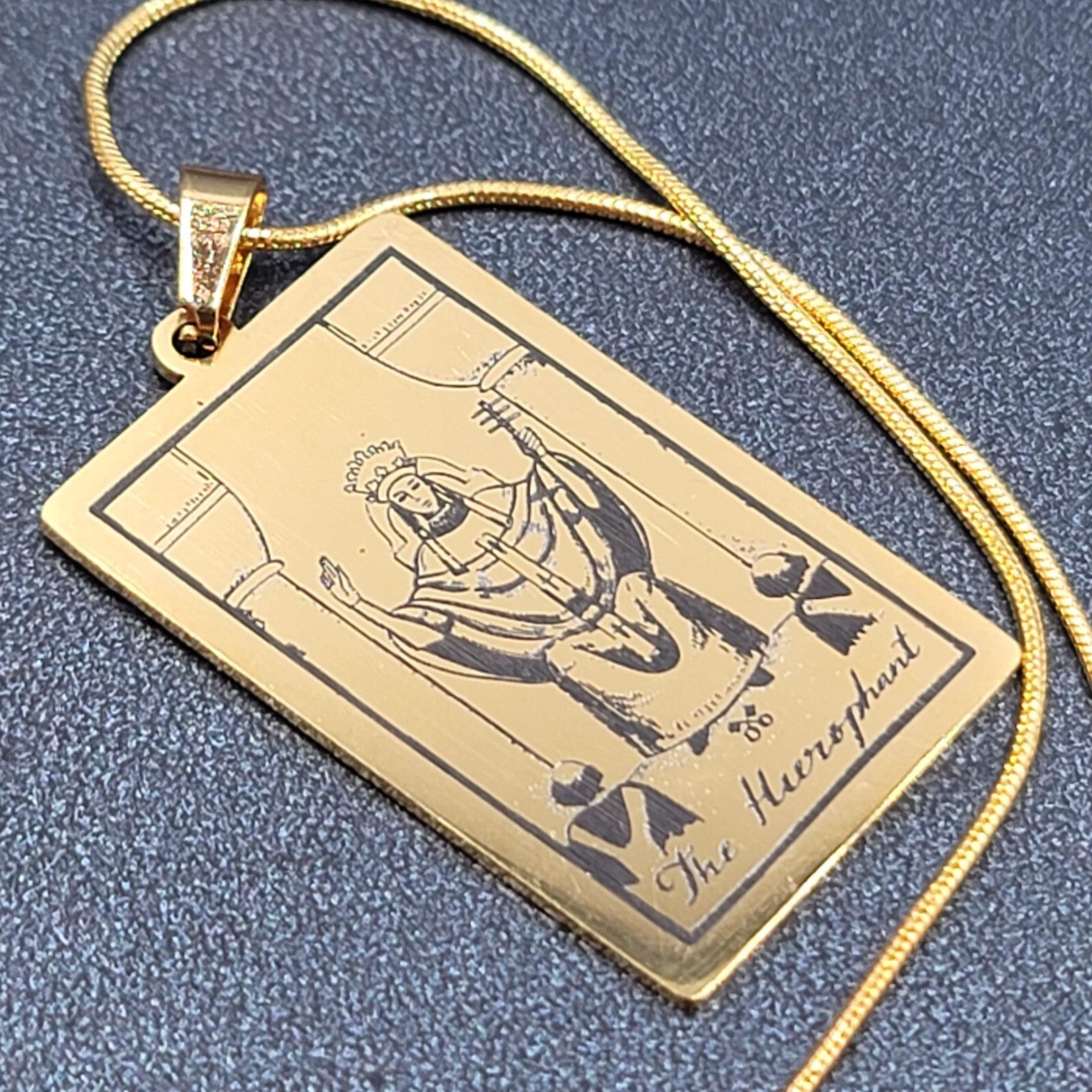 The HIEROPHANT Tarot Card Pendant Necklace Major Arcana Gold tone 18”.