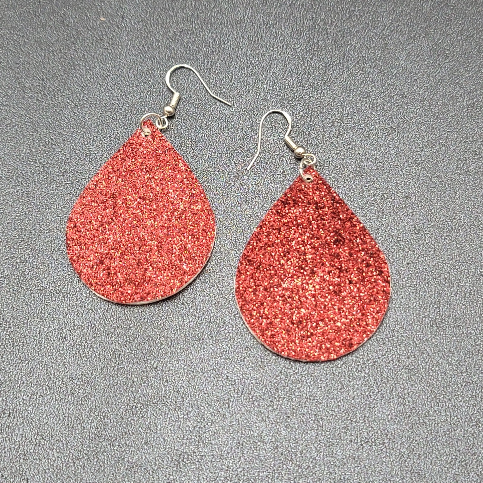 Pierced Earrings Pixar Turning Red Glitter Teardrop 2"