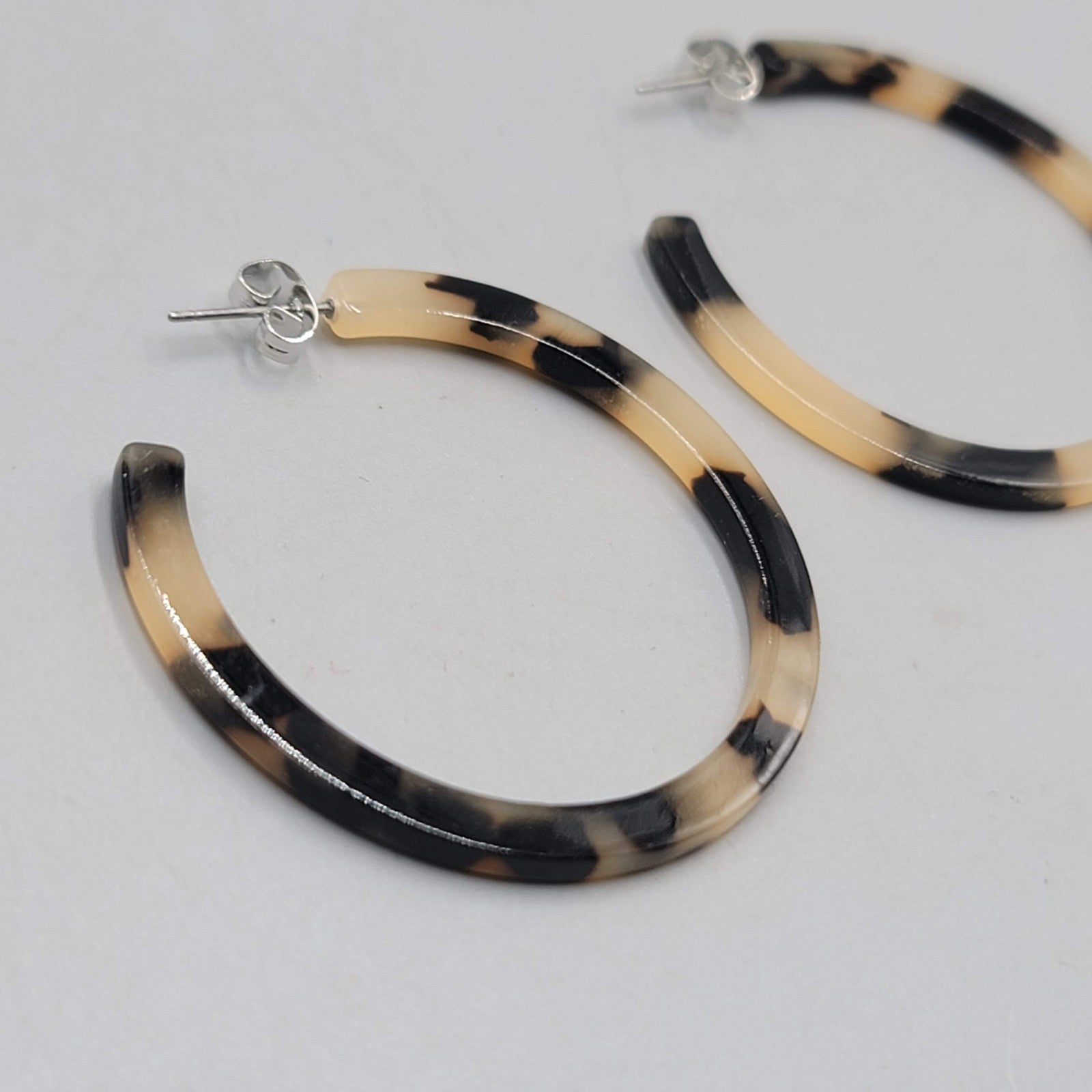 Tortoise Acrylic Hoop Pierced Earrings 1.5" Thin