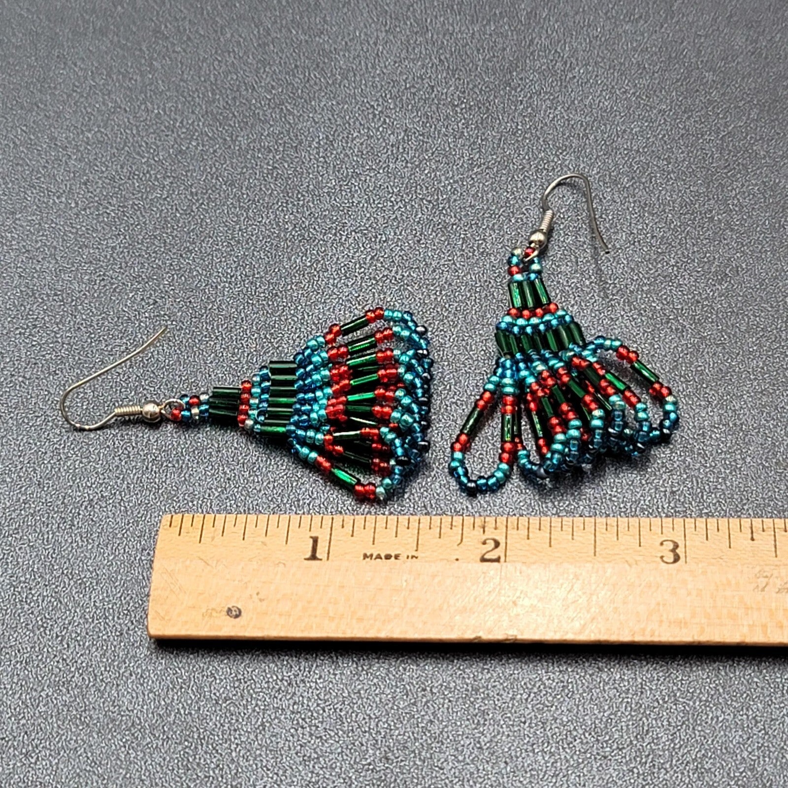 Vintage Pierced Earrings Silver tone Blues Purple Seed bead Dangle 1.5"