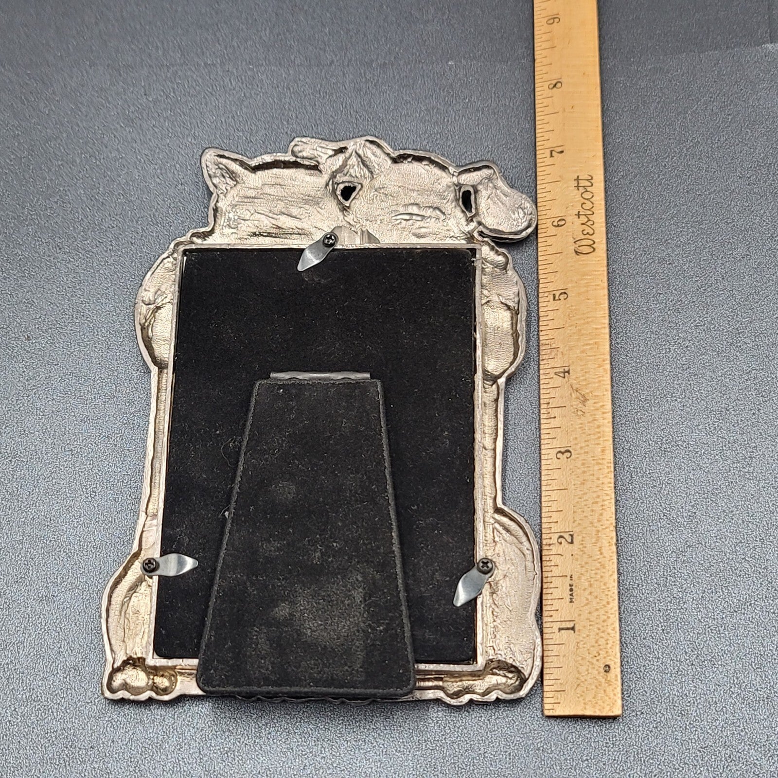 Molded Metal Pet Photo Picture Frame Puppy Dog Kitty Cat 3 1/2" x 5"
