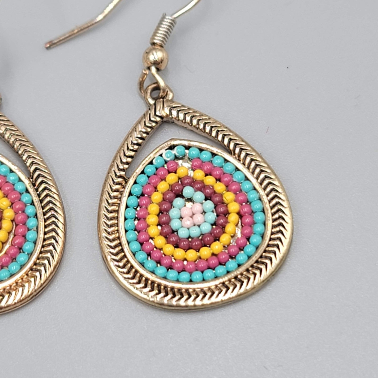 Boho Teardrop Pierced Earrings Gold tone Dangle Multicolor 1 1/8"