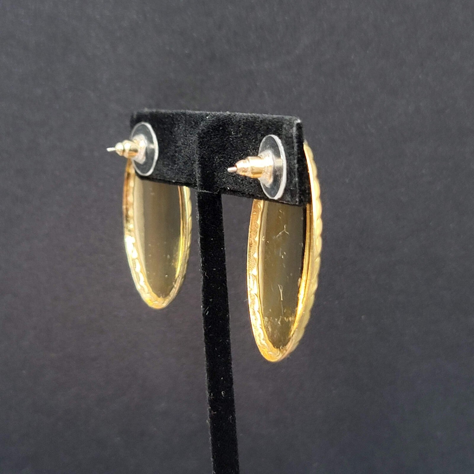 Vintage Pierced Earrings Gold tone Peach Enamel Swirl Large Oval Drop 1.5"