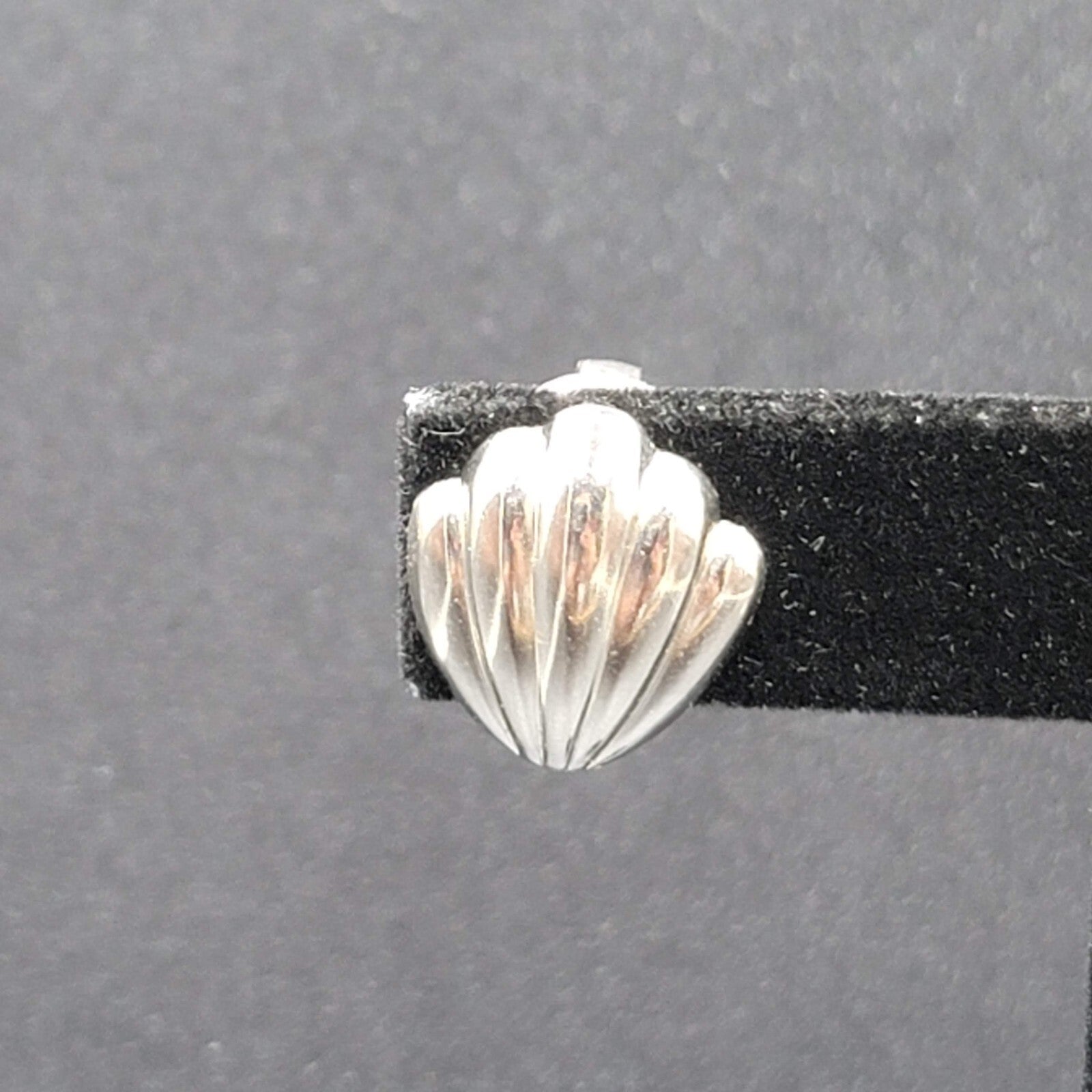 Vintage Clip on Earrings Silver tone Shell Studs  5/8"