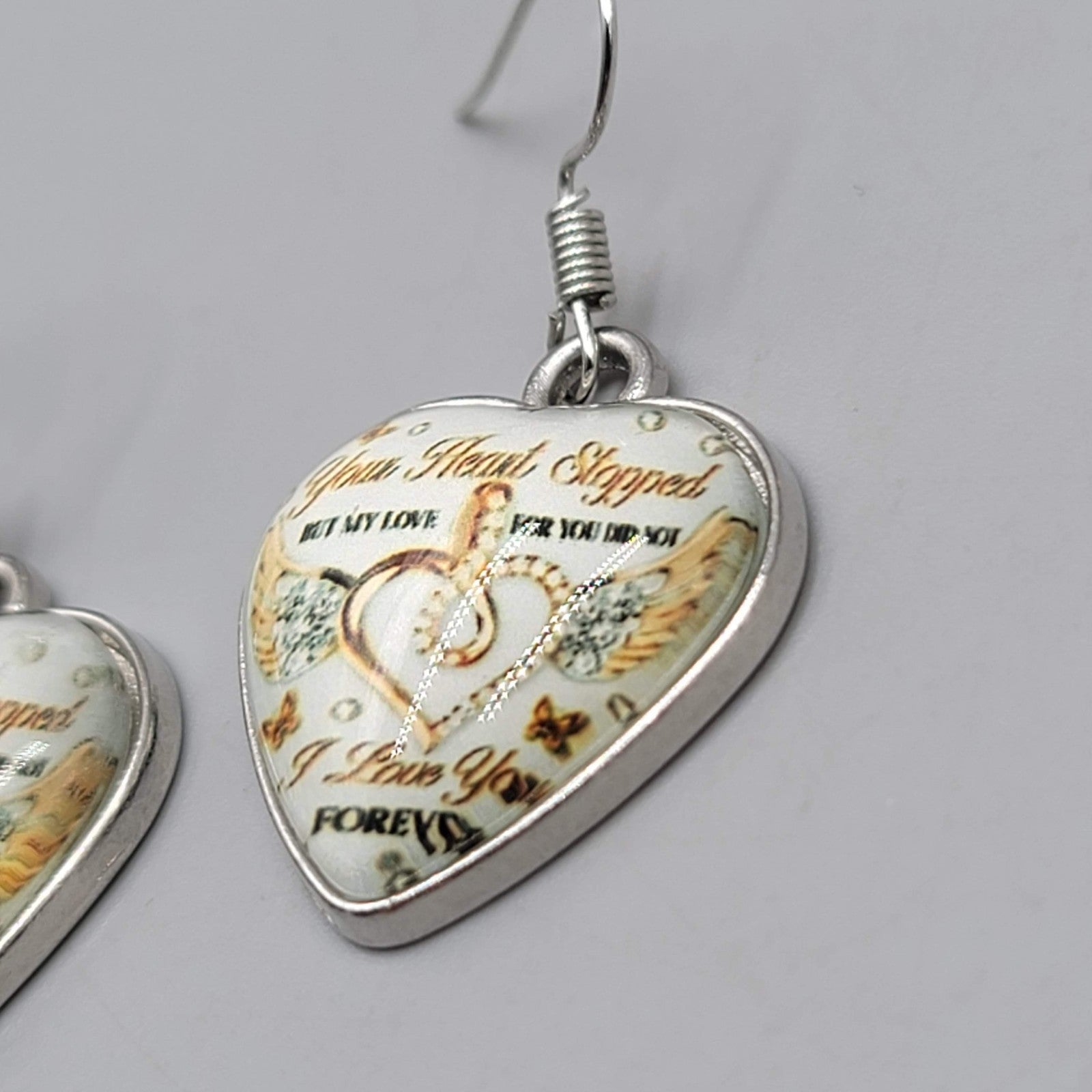 Glass Heart Pierced Earrings Silver tone Dangle Memorial Message 1 in