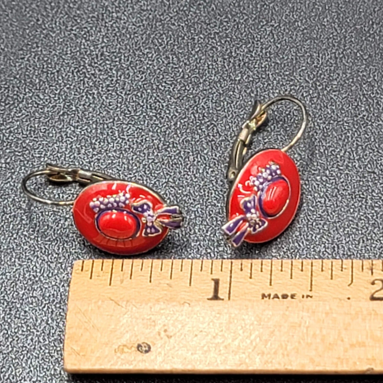 Vintage Red Hat Society Pierced Earrings Enamel Dangle Leverback 3/4"