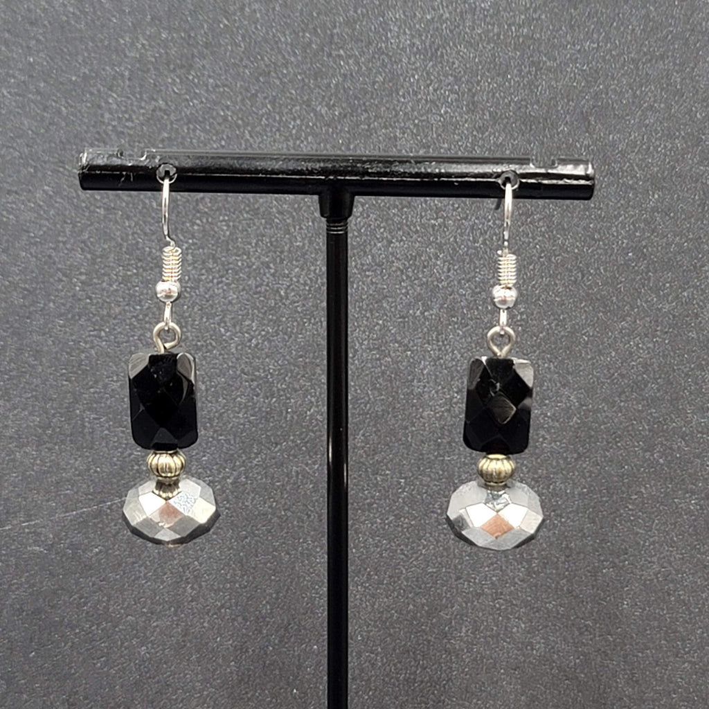 Pierced Earrings Black Glass Bead Silver tone Dangle 1.25"