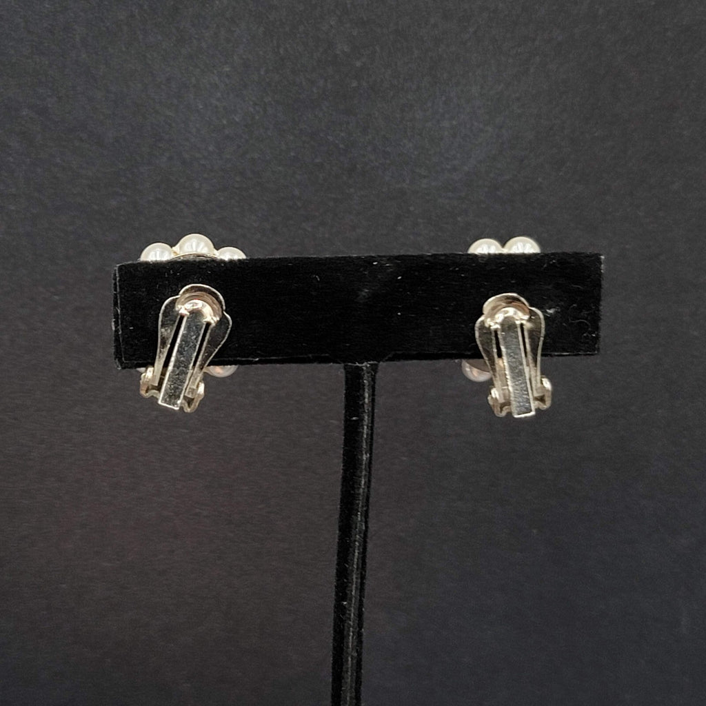 Vintage Clip on Earrings White Acrylic Cluster Bead Estate 7/8"